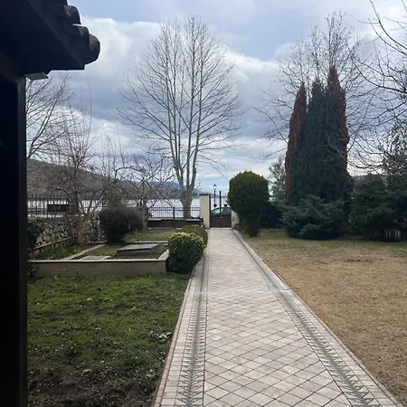αρχοντικό λίθος Villa Kastoria